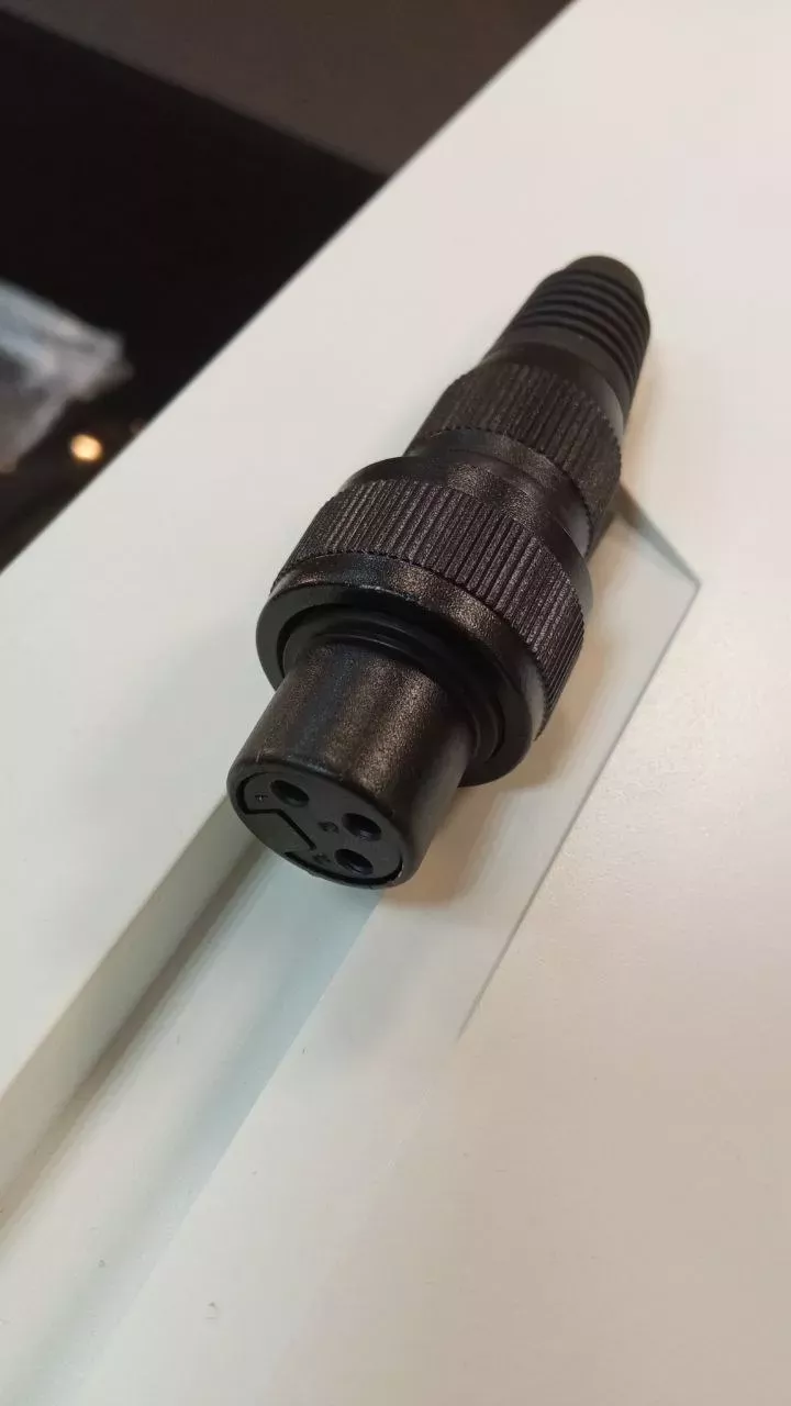 Apextone AP-1188 разъем Canon "мама" Apextone AP-1188 разъем Canon "мама"