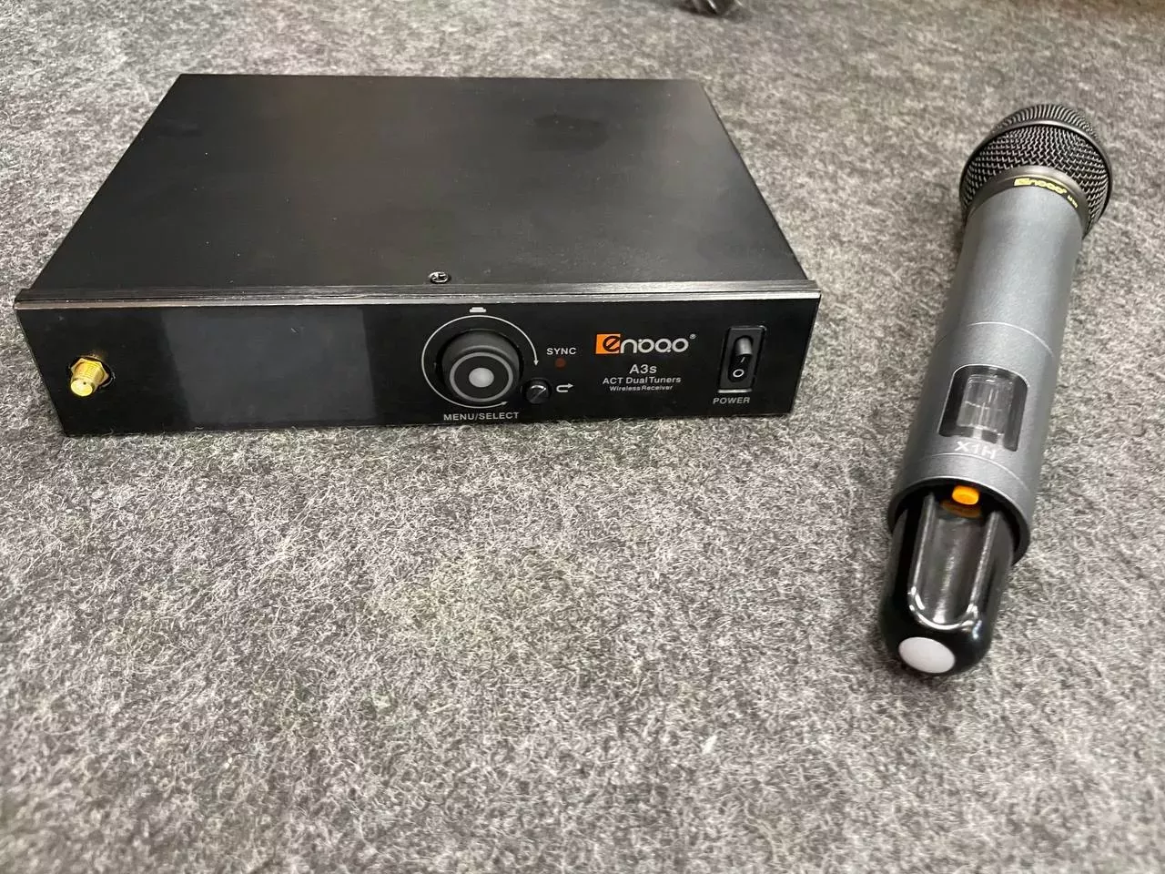 Enbao A3S-D/X1H радиомикрофон Enbao A3S-D/X1H радиомикрофон